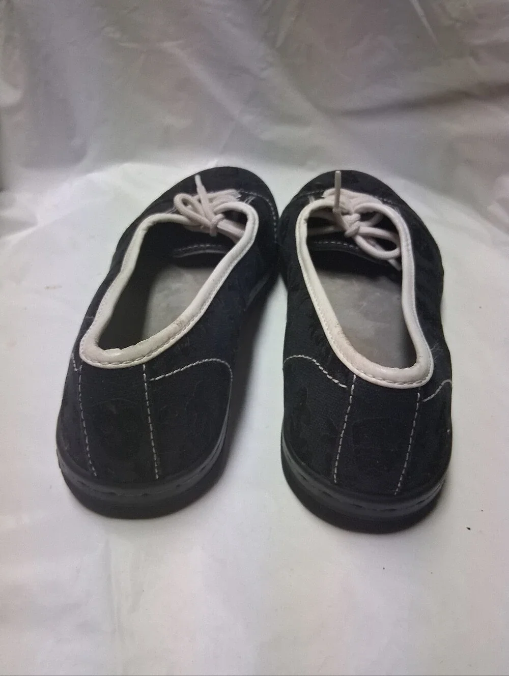 Dr. Martens classic women